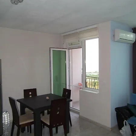 Ivanovi Apartment *